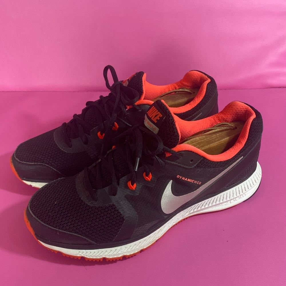 Nike zoom winflo dynamic web